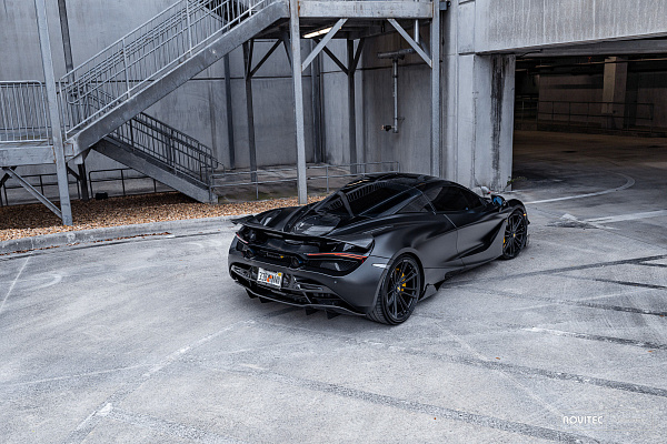 Фото дисков NOVITEC MC3 Черный сатин на McLaren 720S