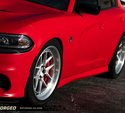Фото дисков BC Forged LE52 // MLE52 на Dodge Charger VII