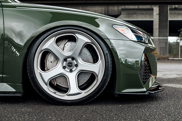 Фото дисков Brixton Forged TR06 Серебро на Audi A/RS 6 (C8)