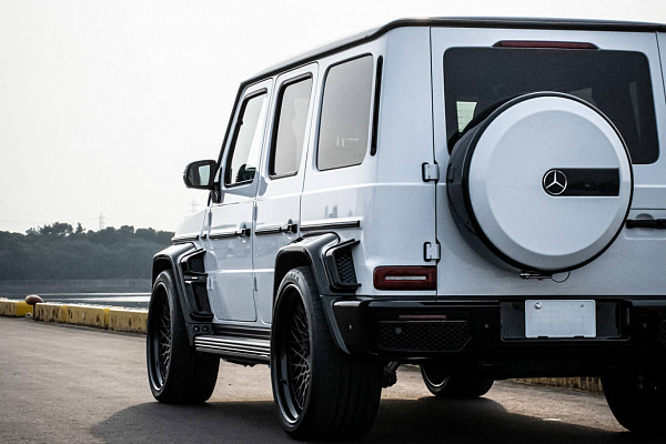 Фото дисков HRE 501 Черный сатин на Mercedes-Benz G-Class III