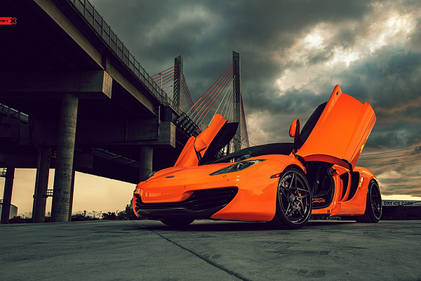 Фото дисков Anrky S3-X3 Черный сатин на McLaren 12C