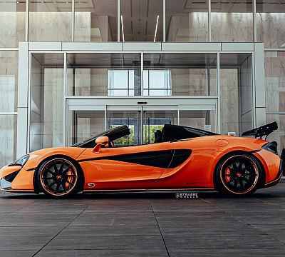 Фото дисков Strasse Wheels SV10T Deep Concave FS на McLaren 570S