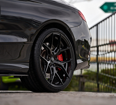 Фото дисков Vossen HF-5 на Mercedes-Benz C-Class (W205)