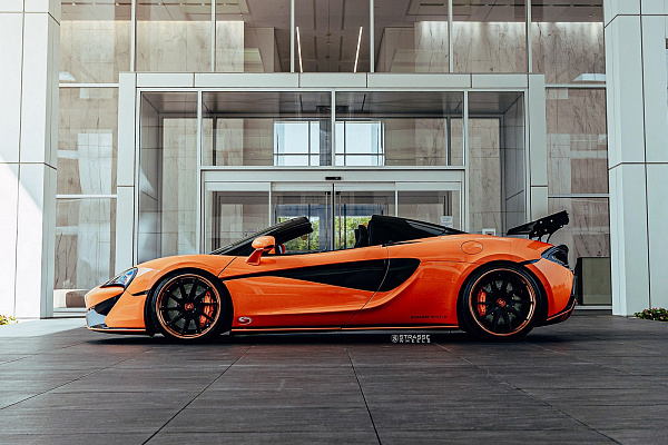 Фото дисков Strasse Wheels SV10T Deep Concave FS Черный сатин на McLaren 570S