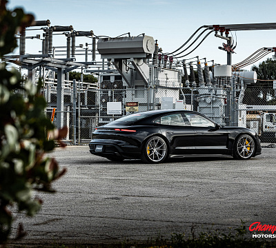 Фото дисков Vossen RS74 на Porsche Taycan I