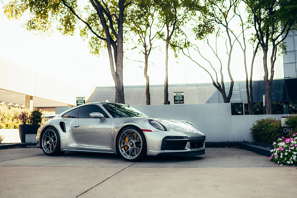 Фото дисков Strasse Wheels SM5 Deep Concave Duoblock Сатиновый темный лак на Porsche 911 VIII