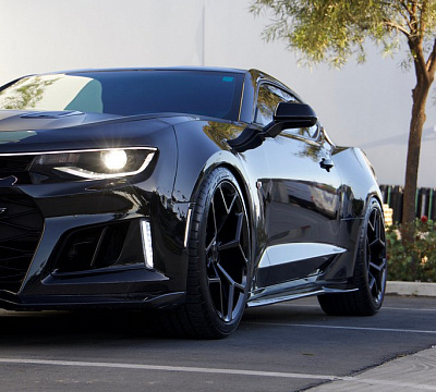 Фото дисков MRR M228 на Chevrolet Camaro VI