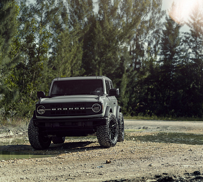 Фото дисков Vossen HF6-5 на Ford Bronco