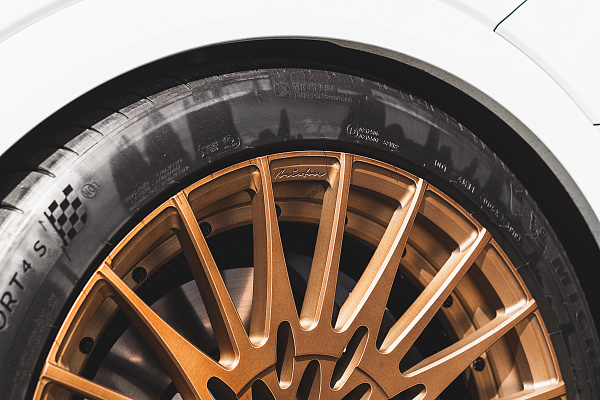 Фото дисков Brixton Forged HS1 Сатиновая медь на Audi E-tron