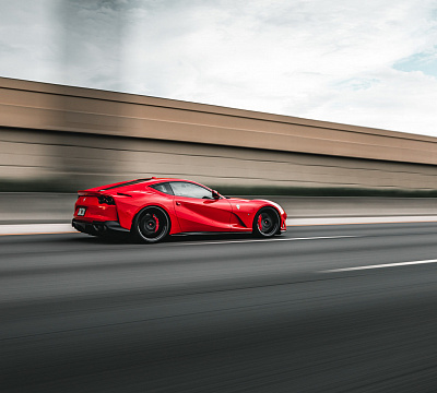 Фото дисков Vossen EVO-4 на Ferrari 812