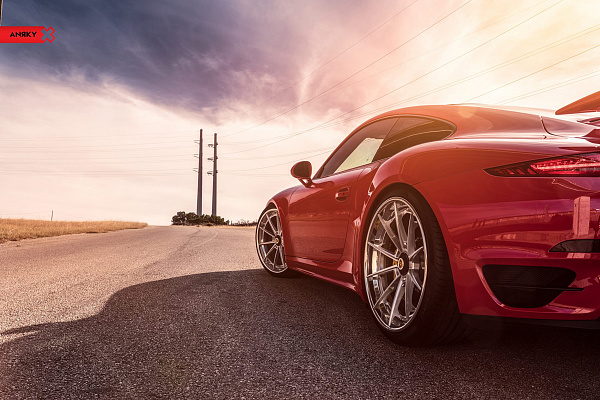 Фото дисков Anrky AN38 Глянцевый лак на Porsche 911 VII