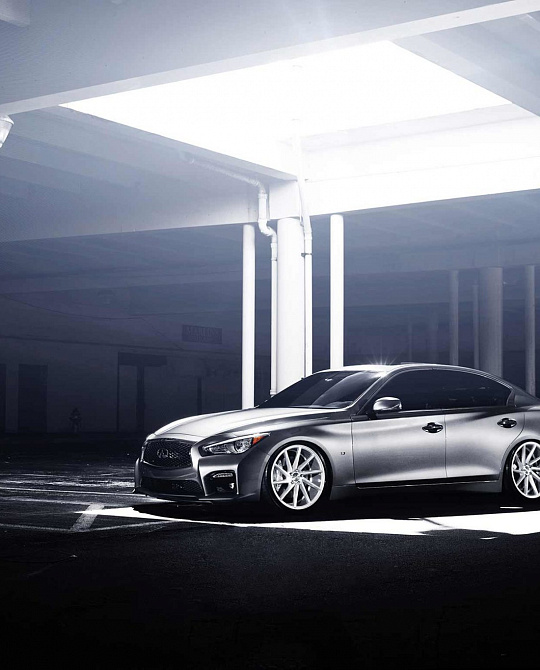 Фото дисков CVT Серебро на Infiniti Q50