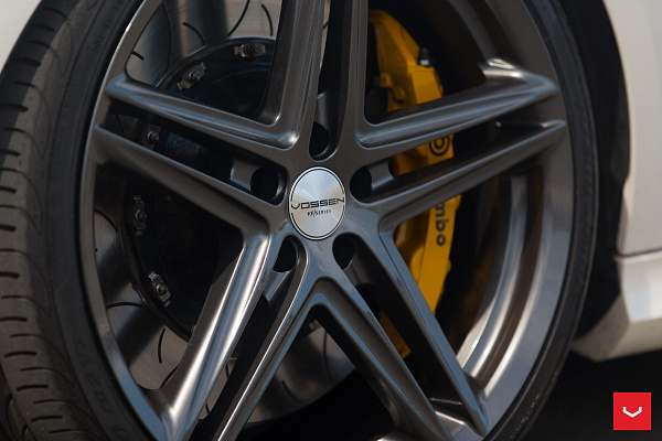 Фото дисков Vossen VFS-5 Глянцевый графит на Mercedes-Benz E-Class (W212, S212, C207)