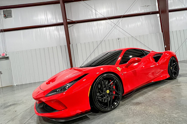 Фото дисков Anrky S1-X3 Черный глянец на Ferrari F8