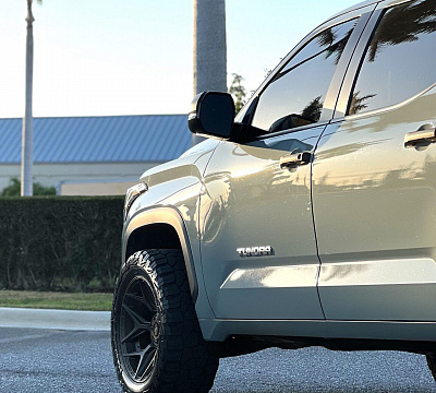 Фото дисков 4PLAY 4P06 на Toyota Tundra III