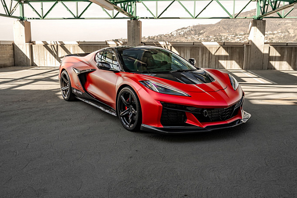 Фото дисков MRR F23 Черный глянец на Chevrolet Corvette C8