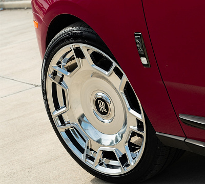 Фото дисков Anrky RF-177 на Rolls-Royce Cullinan