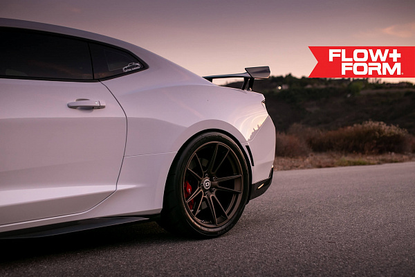 Фото дисков HRE FF04 Сатиновый графит на Chevrolet Camaro VI