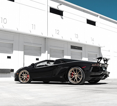 Фото дисков Anrky AN32 на Lamborghini Aventador