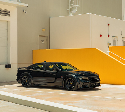 Фото дисков Vossen HF-7 на Dodge Charger VII