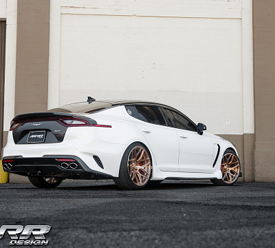 Фото дисков MRR FS01 на Kia Stinger