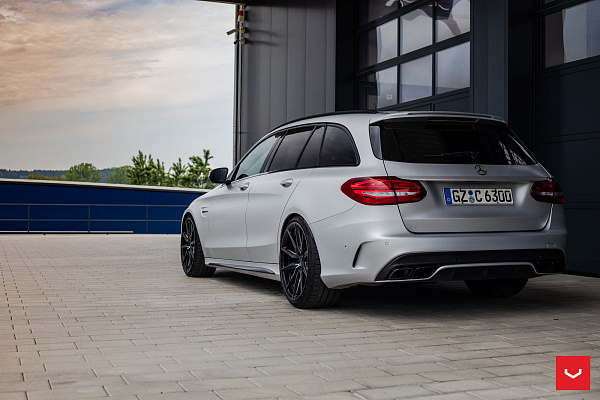 Фото дисков Vossen HF-3 Глянцевый темный лак на Mercedes-Benz C-Class (W205)