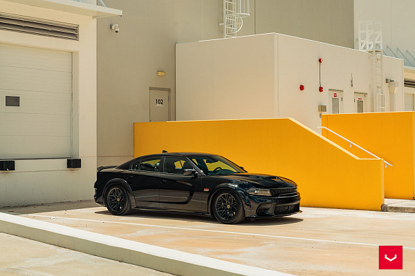 Фото дисков Vossen HF-7 Черный сатин на Dodge Charger VII