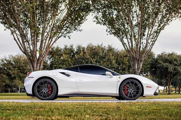 Фото дисков Savini BM15 Алмазная проточка на Ferrari 488
