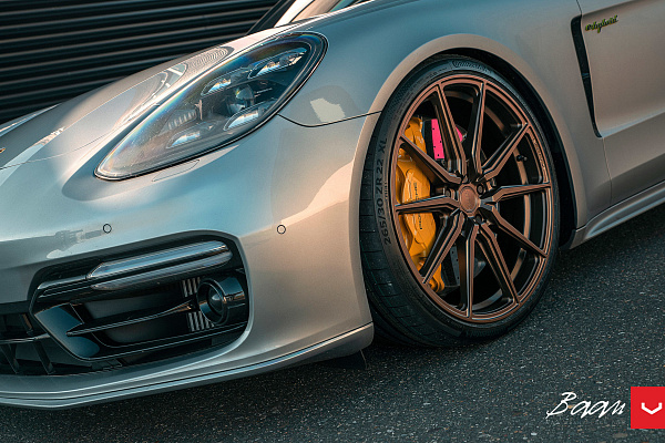 Фото дисков Vossen HF-3 Сатиновая бронза на Porsche Panamera II
