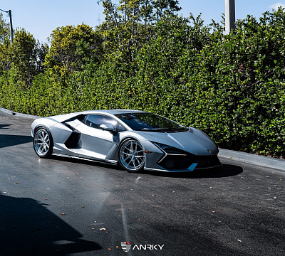 Фото дисков Anrky XR-301 на Lamborghini Revuelto