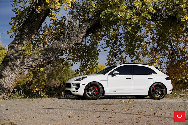 Фото дисков Vossen HF-5 Сатиновая бронза на Porsche Macan I