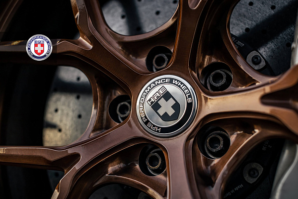 Фото дисков HRE P101SC Глянцевая бронза на Audi R8 (4S)