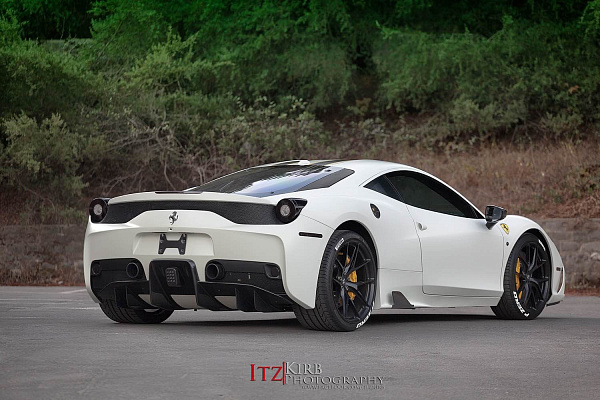 Фото дисков HRE P101 Черный глянец на Ferrari 458