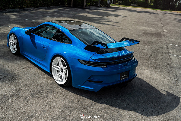 Фото дисков Anrky AN27 Белый глянец на Porsche 911 VIII