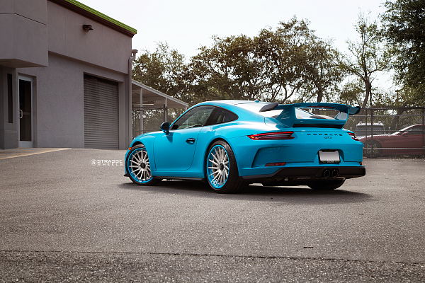 Фото дисков Strasse Wheels SV15T Deep Concave FS Другой цвет на Porsche 911 VII