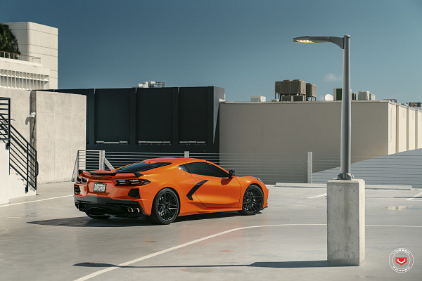 Фото дисков Vossen EVO-5 Черный сатин на Chevrolet Corvette C8