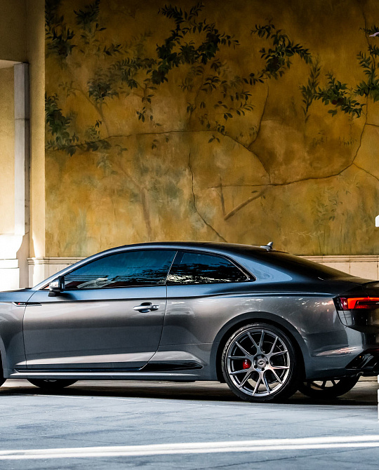 Фото дисков VFS-6 Глянцевый графит на Audi A/S/RS 5 (F5)