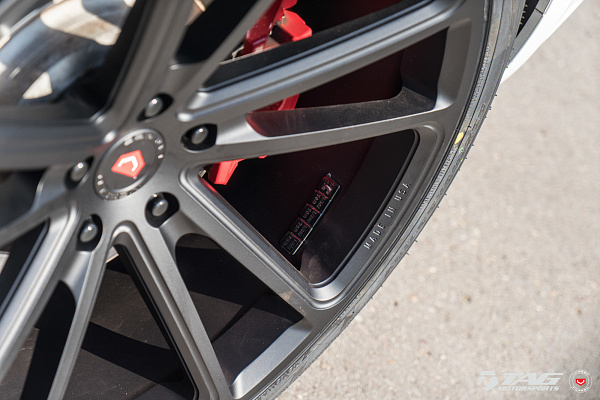 Фото дисков Vossen CG-203 Черный сатин на Land Rover Range Rover Sport II