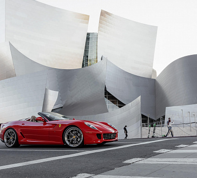 Фото дисков HRE S101 на Ferrari 599