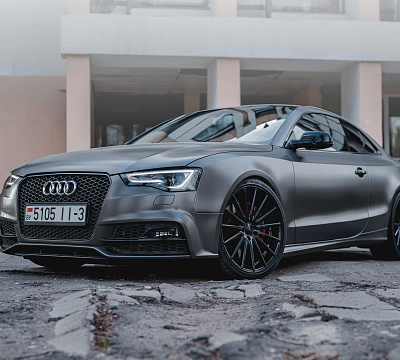 Фото дисков Vossen VFS-2 на Audi A/S/RS 5 (8T)