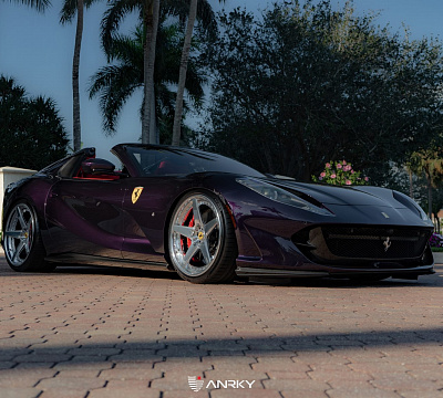 Фото дисков Anrky RS5.3 на Ferrari 812