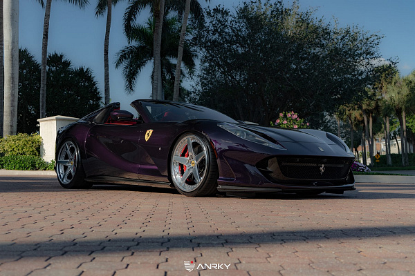 Фото дисков Anrky RS5.3 Полированный лак на Ferrari 812