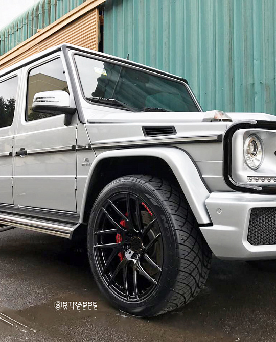 Фото дисков SM7T Deep Concave Monoblock Черный глянец на Mercedes-Benz G-Class II