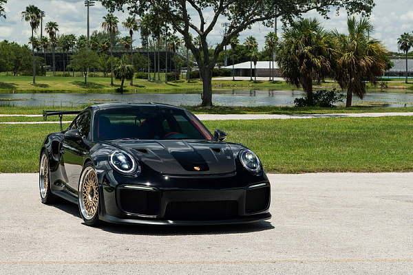 Фото дисков HRE 501 Сатиновое золото на Porsche 911 VII