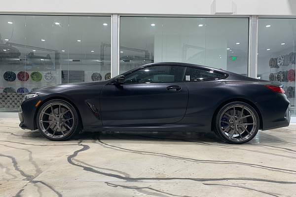 BMW M850i