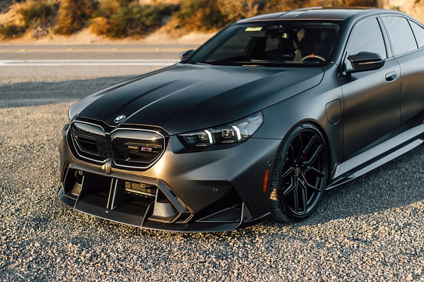 Фото дисков MV Forged MVF-5 Черный сатин на BMW 5/M5 (G60/G90)