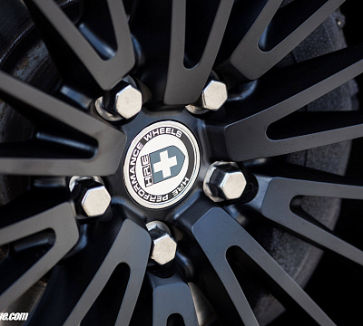 Фото дисков HRE S209 на Land Rover Range Rover IV