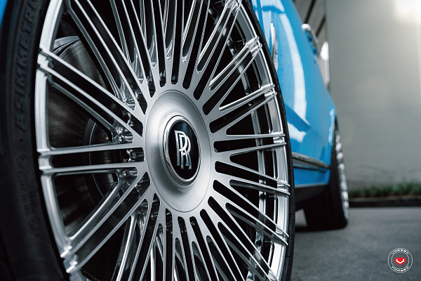 Фото дисков Vossen S17-14 Глянцевый лак на Rolls-Royce Cullinan