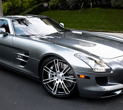 Фото дисков CEC C883 на Mercedes-Benz SLS AMG