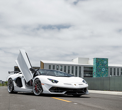 Фото дисков Vossen S17-01 (3-Piece) на Lamborghini Aventador
